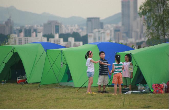 상암동, 노을공원 캠핑장 5월1일 문열다