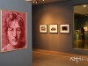 [전시] 존 레논, 위대한 아티스트를 넘어 그의 삶과 메시지에 주목하다.